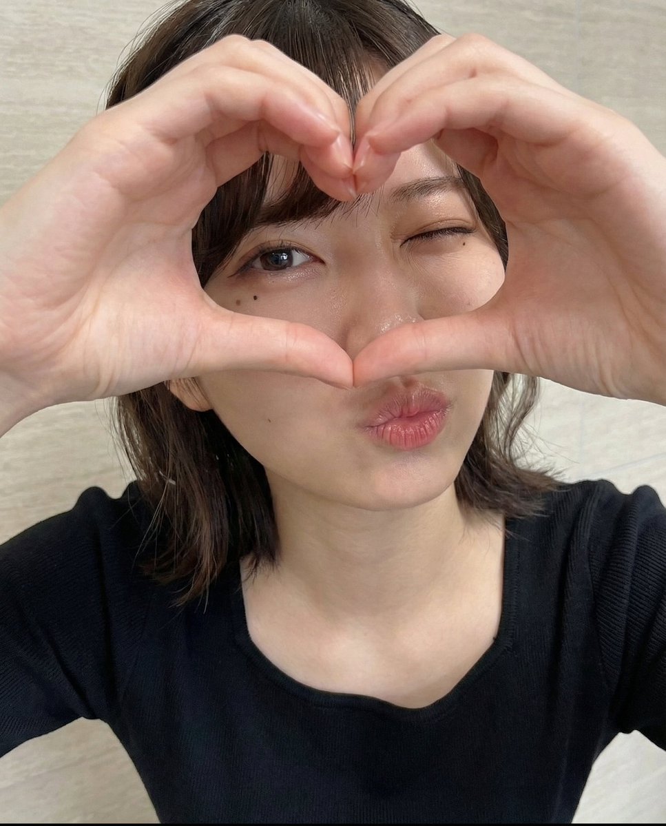 Vertical ultra high detail image setup for Nano Banana Pro