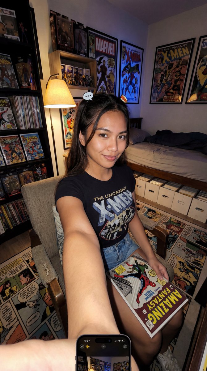 Sample output image for Filipina Comic Geek Selfie in Collector's Room