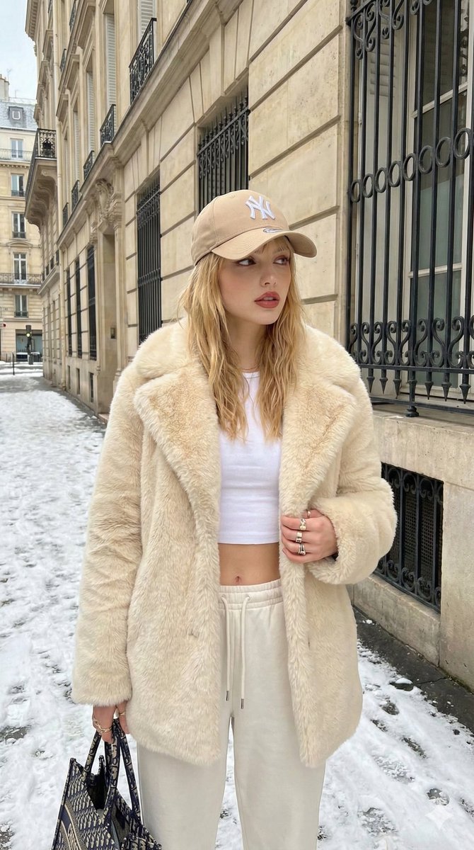 Street Style Fashion Photo in Snowy European City