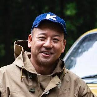 Image Style Transfer Prompt: Viking to Dali's 'Burning Giraffe' Style