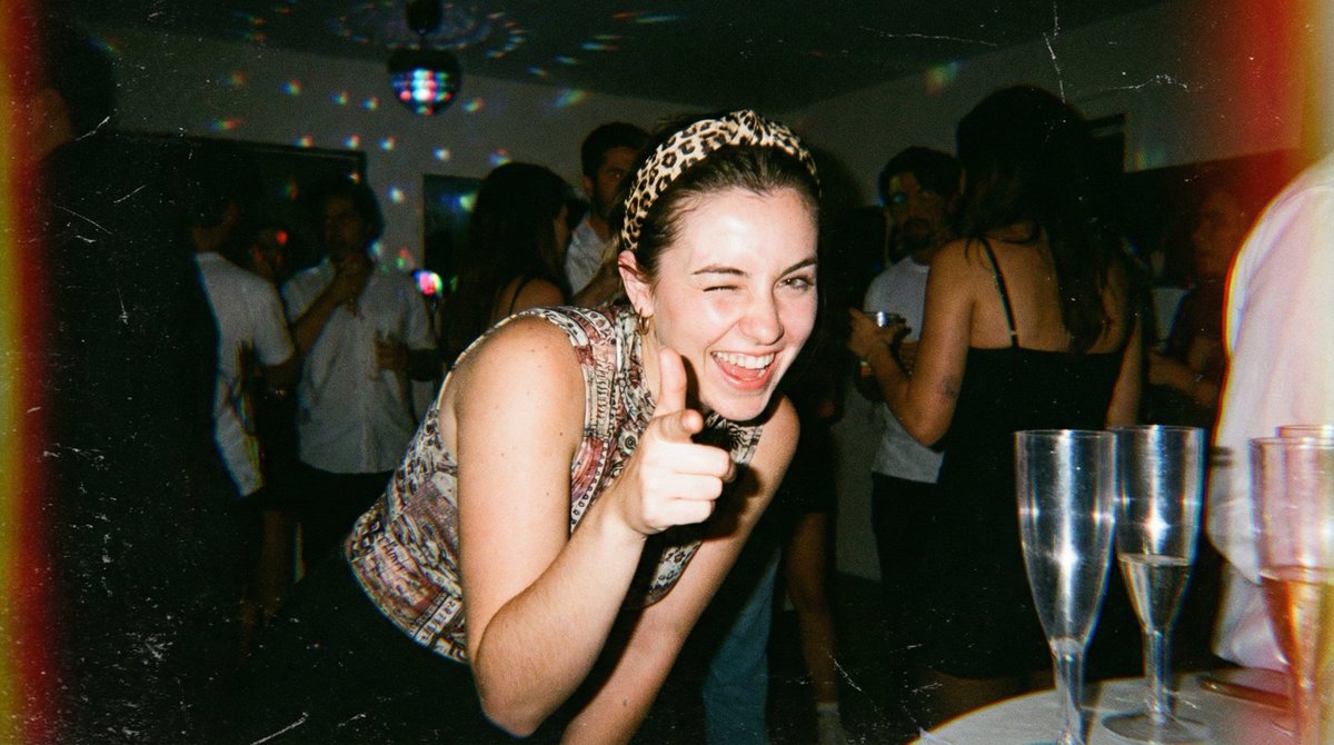 Vintage 2000s Disposable Camera Style Template 4
