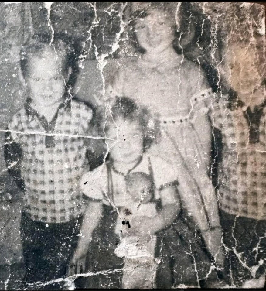 Image Restoration and Upscale Prompt