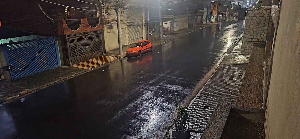 Delorean 'Back to the Future' Scene Integration Prompt