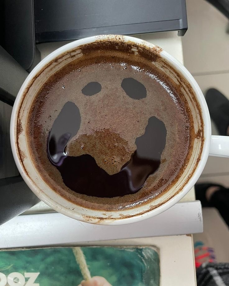 Social-Media-Beitrag - Coffee Foam Shape Photo - Image 1
