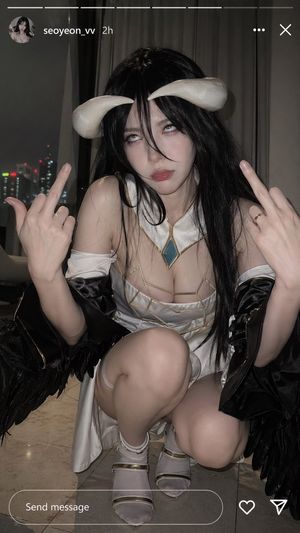 Albedo Cosplay Instagram Snapshot – GPT Image 2 prompt by 𝟡𝟜 𝚅̷𝙰̷𝙽̷ ᴾᴸᴬʸᶠᴼᴿᴳᴱ