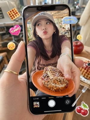 Cafe Phone Camera Food Snapshot – GPT Image 2 prompt by Hazal Stark