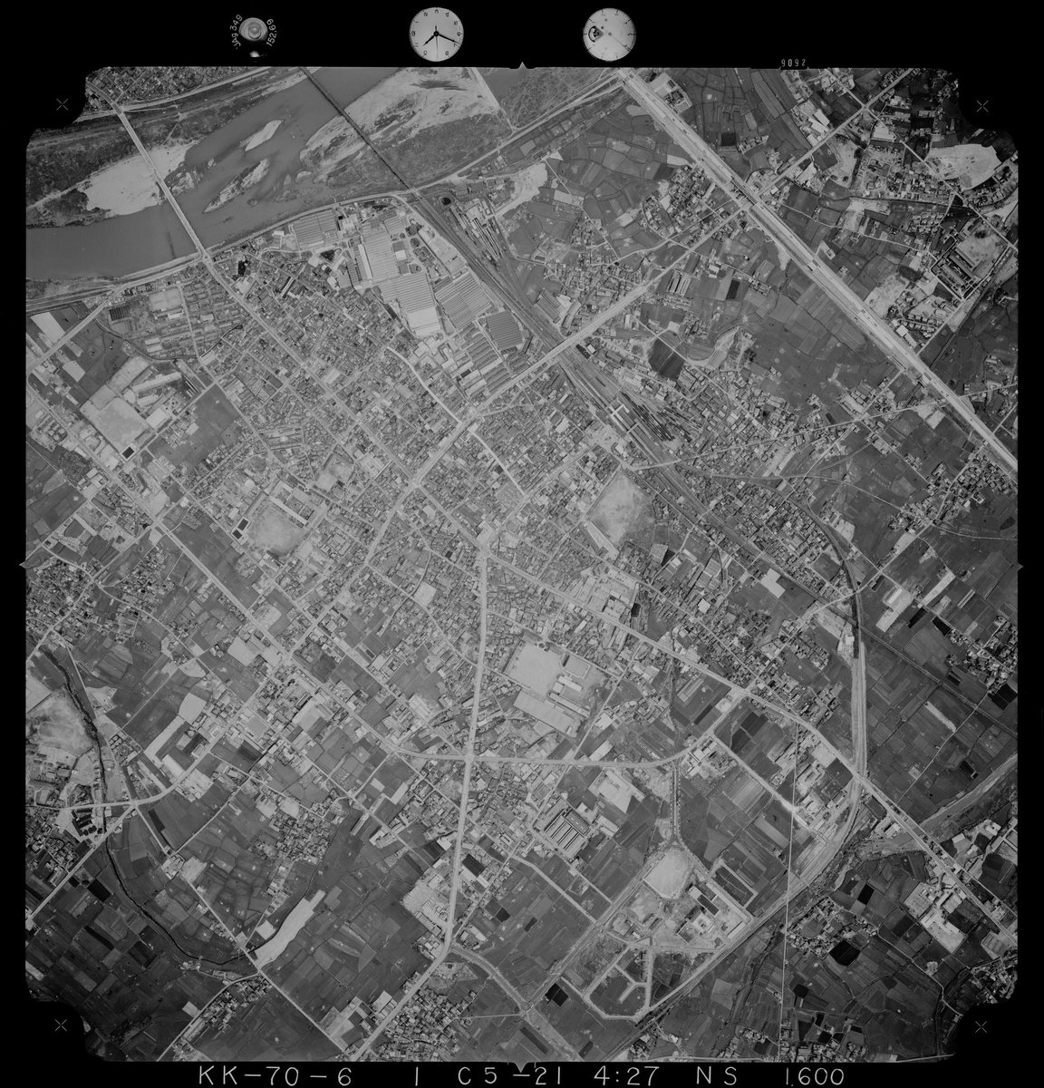 Aerial Photo to Land-Cover Map reference image 1