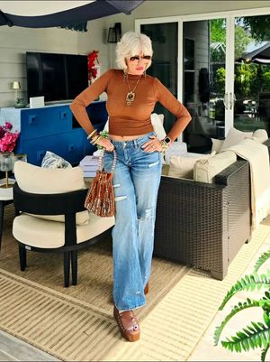 Chic Patio Outfit Photo