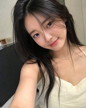 AI Personification Selfie