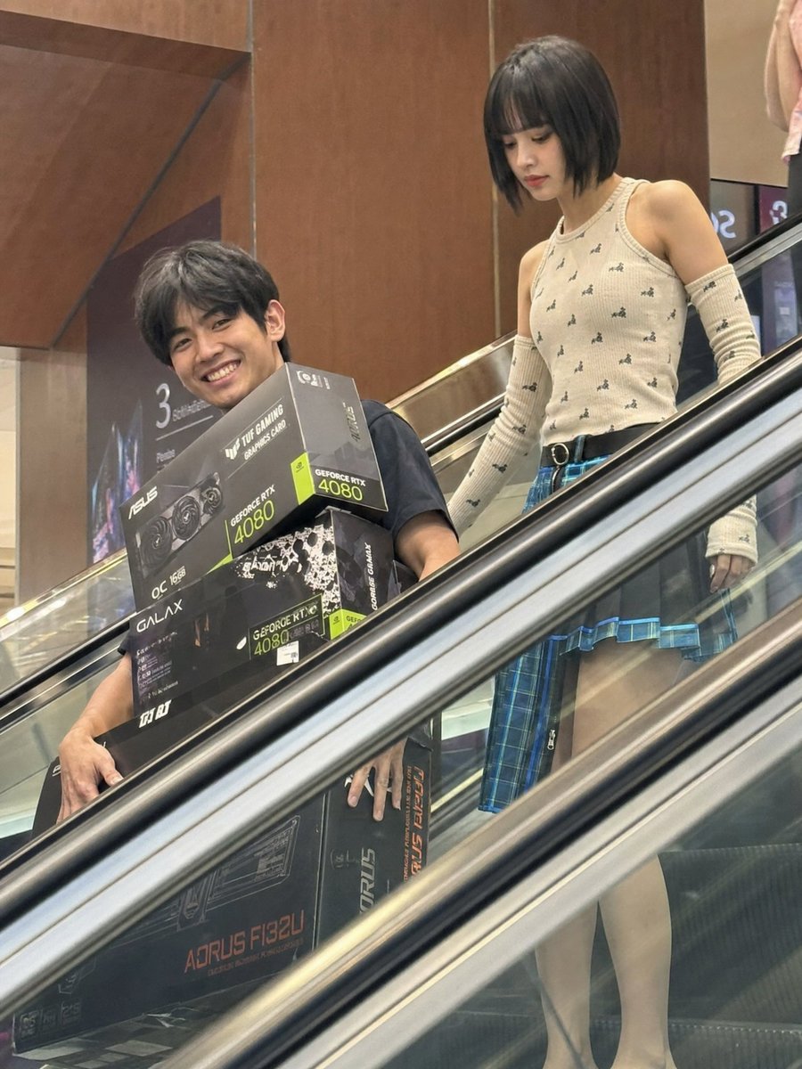 Candid Mall Shopping Snapshot example 2
