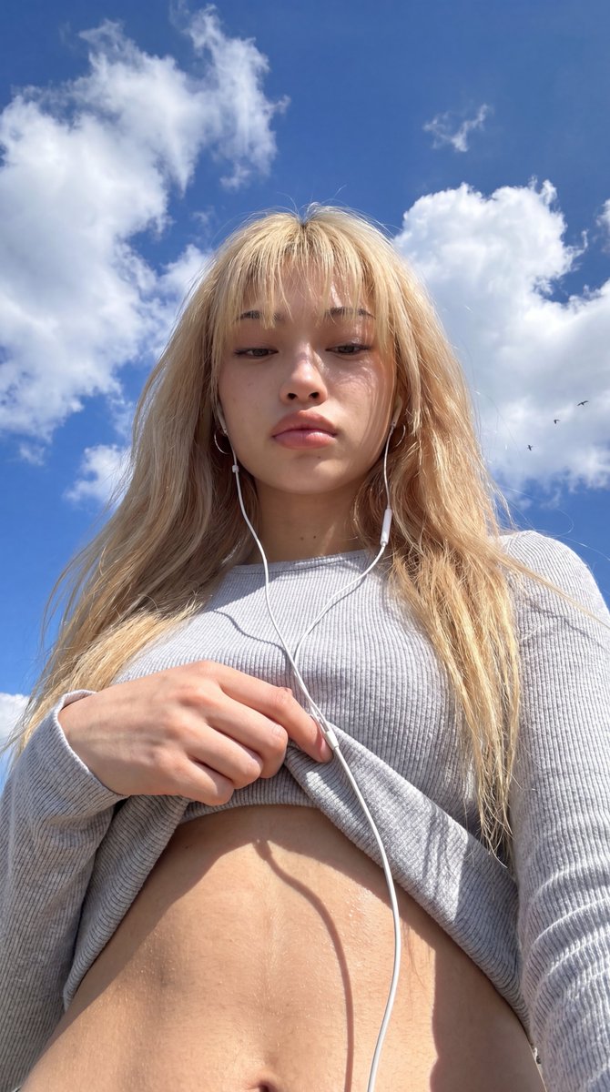 Sample output image for Low-Angle Wide-Sky Smartphone Selfie