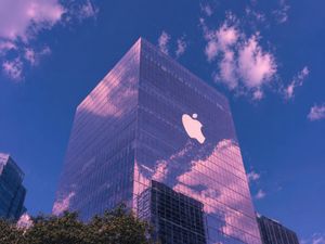 Vaporwave Apple Glass Tower