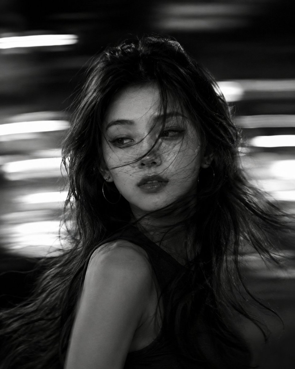Cinematic B&W Motion Portrait 案例图