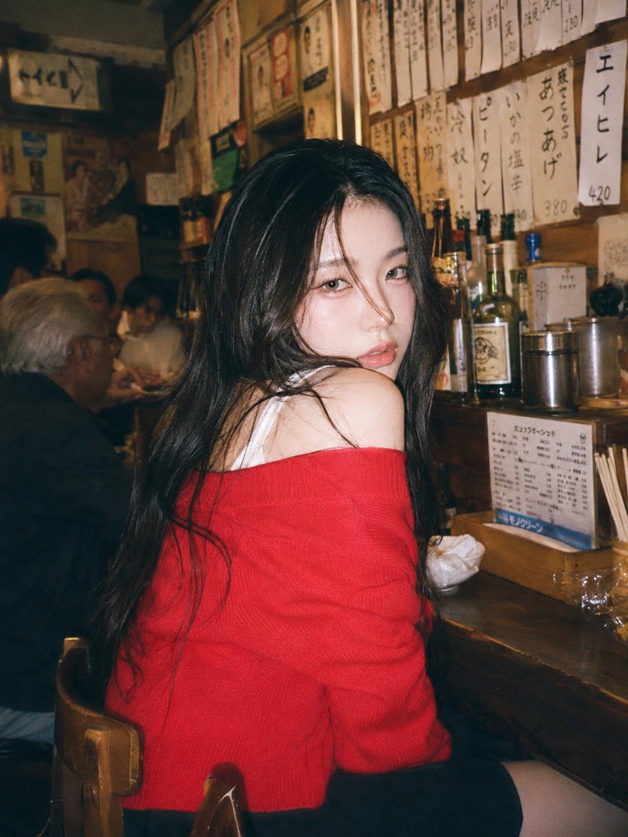 90s Japanese Izakaya Snapshot example 3