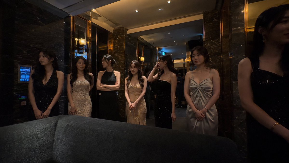 Candid Smartphone Club Portrait