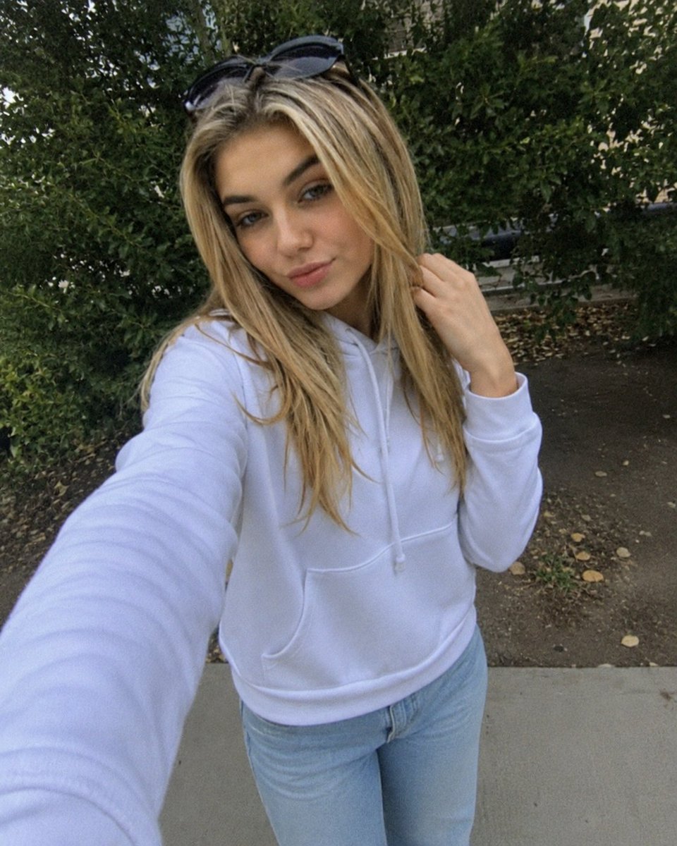 Photorealistic Selfie Upscale reference image 1