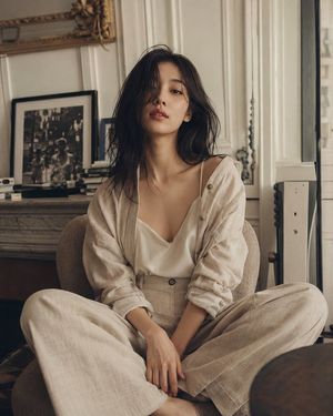 Parisian Linen Editorial Portrait AI image template preview
