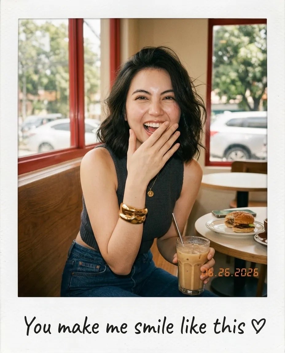 Profile / Avatar - Vintage Polaroid Café Snapshot - Image 4