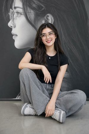 Netflix-Style Urban Studio Portrait — Ultra-realistic IMAX-level Netflix-style cinematic urban studio fashion portrait, 9:16 vertical composition, create a beau