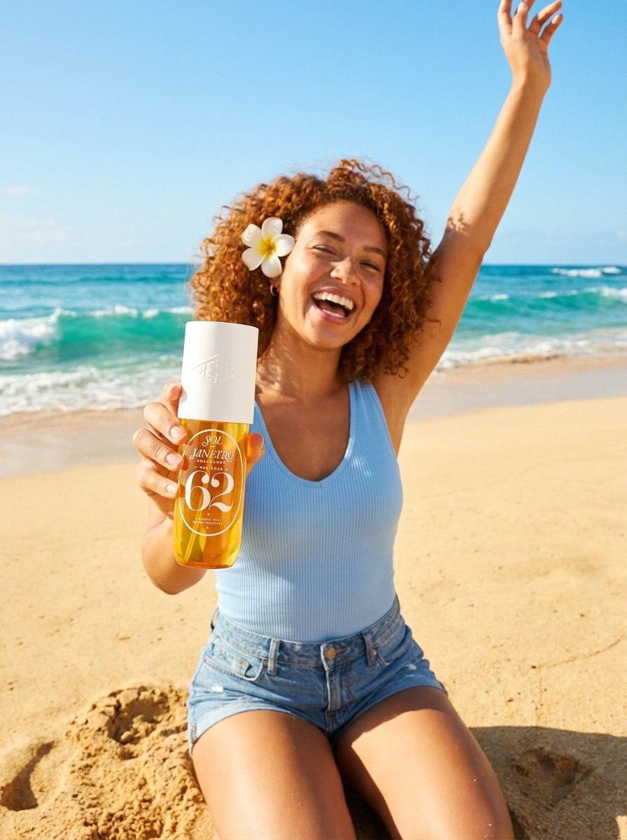 E-commerce Main Image - Beachfront Lifestyle Product Photography - Image 1