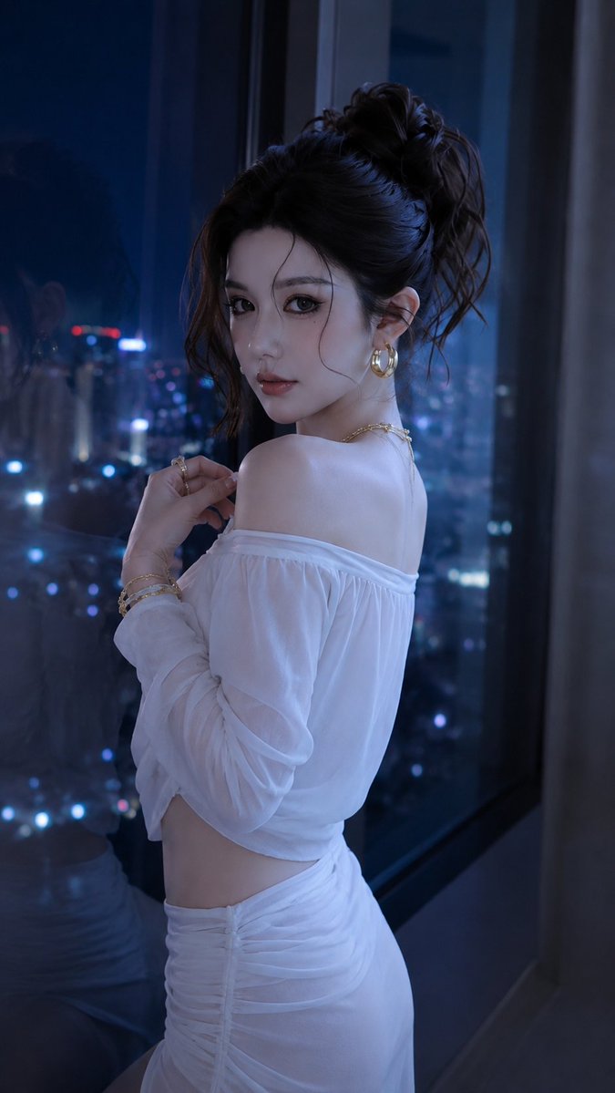 Product Marketing - Luxury Night Apartment Portrait - Image 2