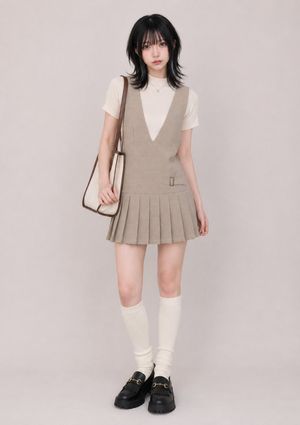Retro School Girly Fashion Photography — Outfit: a fitted ivory-cream short-sleeve inner top in fine cotton-blend stretch knit, featuring a c…