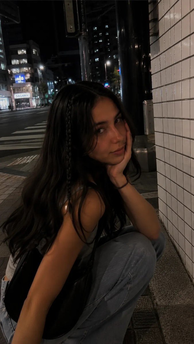 Candid Japanese Street Portrait example 2