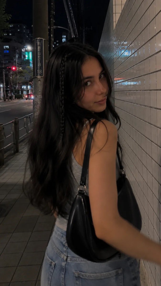 Candid Japanese Street Portrait example 3