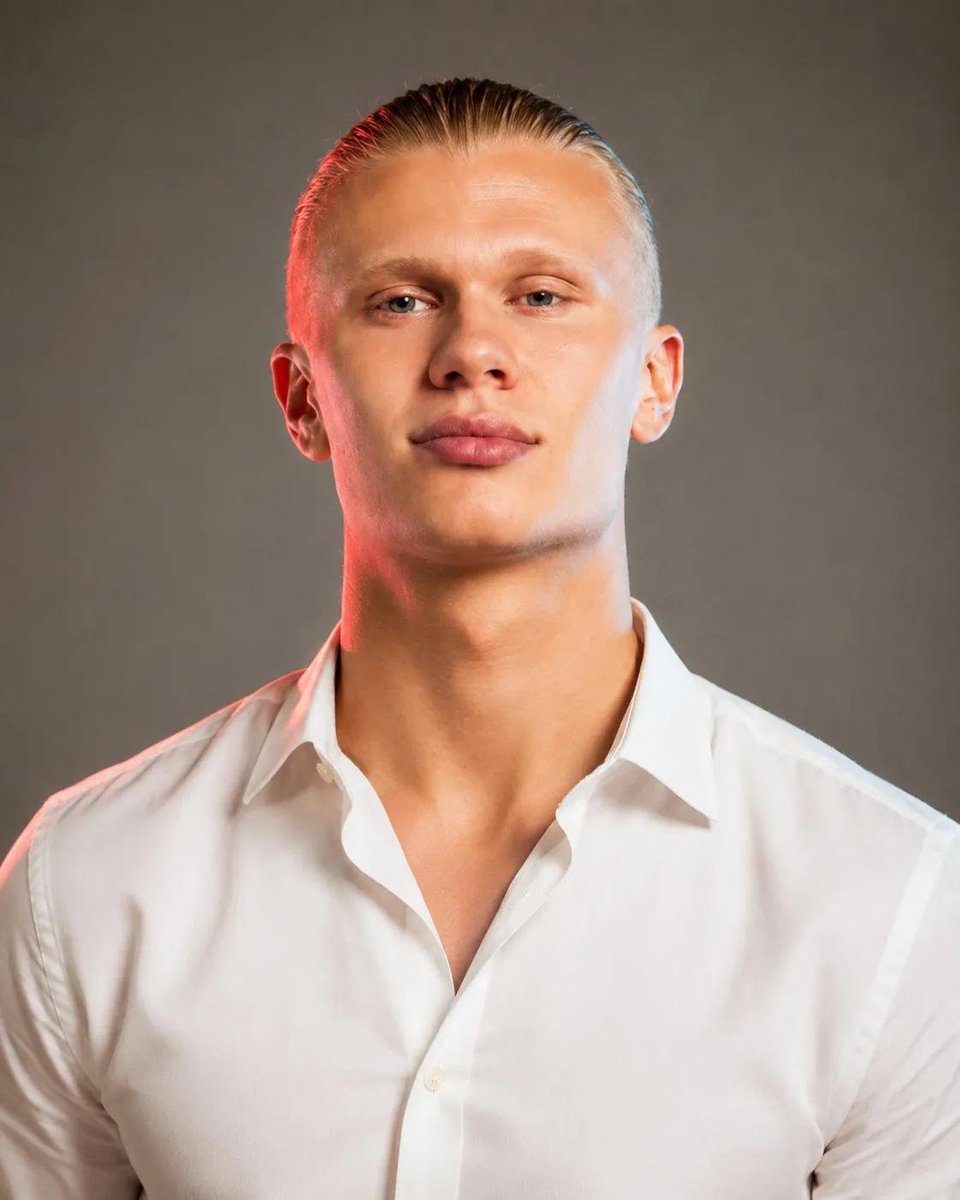 YouTube Thumbnail - Professional Footballer Media Day Portrait - Image 2