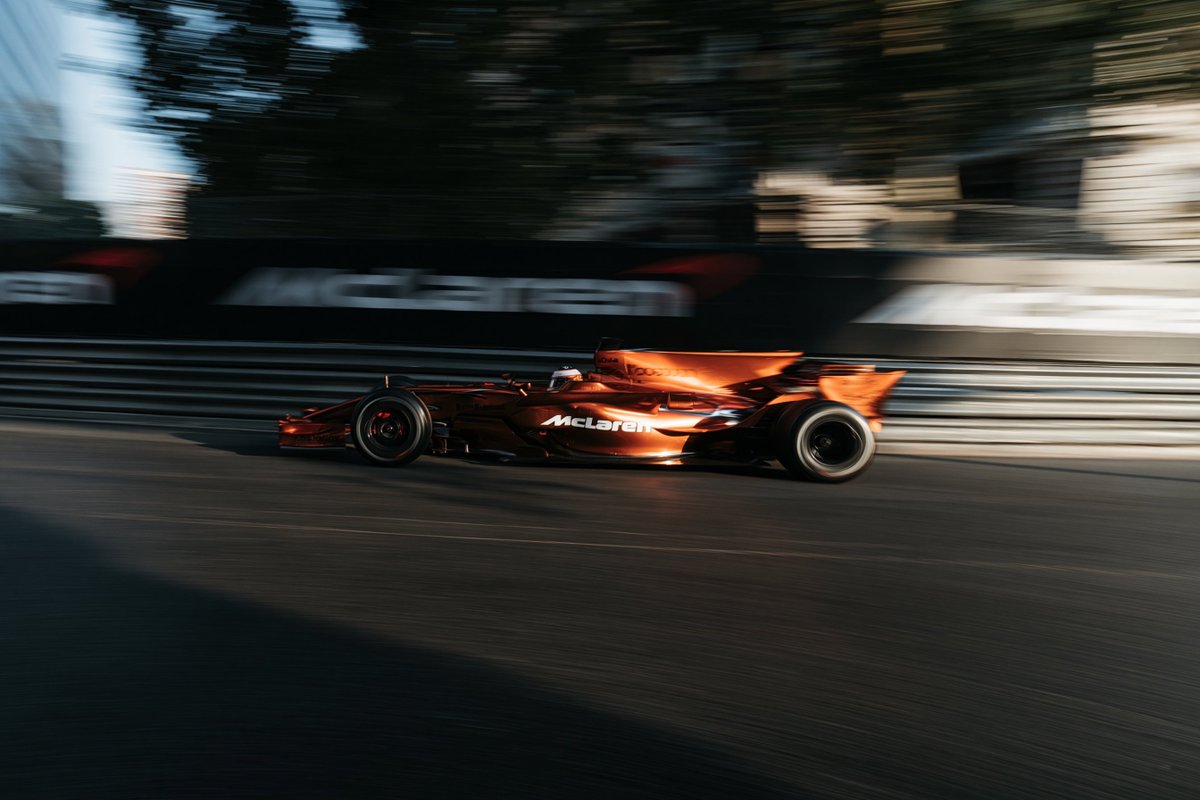 Cinematic McLaren F1 Panning Shot