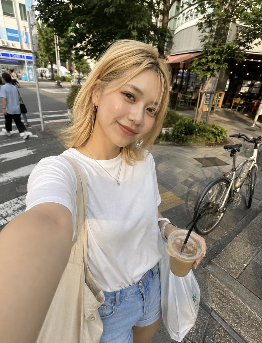Realistic City Selfie
