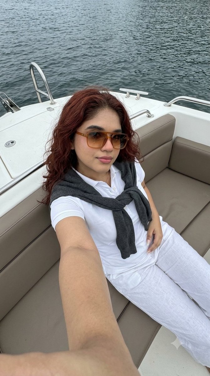 Smartphone Selfie on Motorboat 2